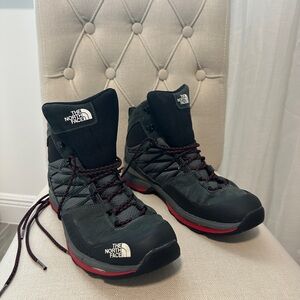 The North Face Men's Black and Red Outdoor Boots